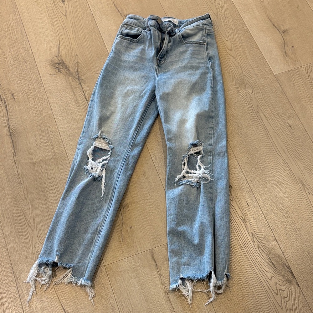 Trendy Distressed Straight Leg Jeans in Light Blue